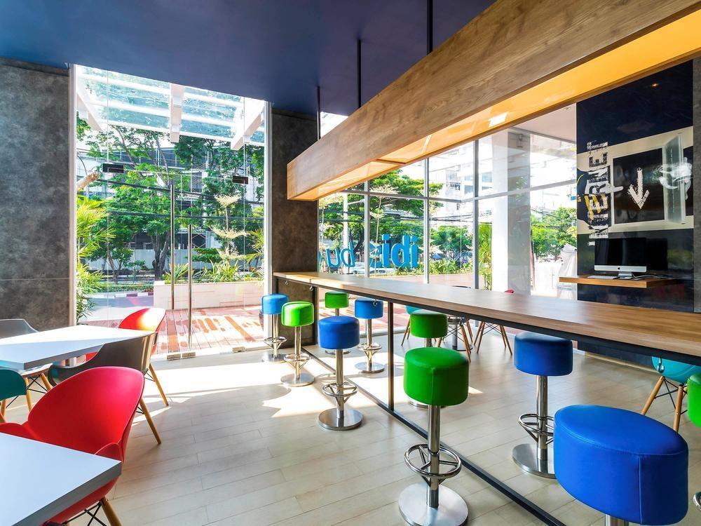 Deka Hotel Surabaya Hr Muhammad Eksteriør billede